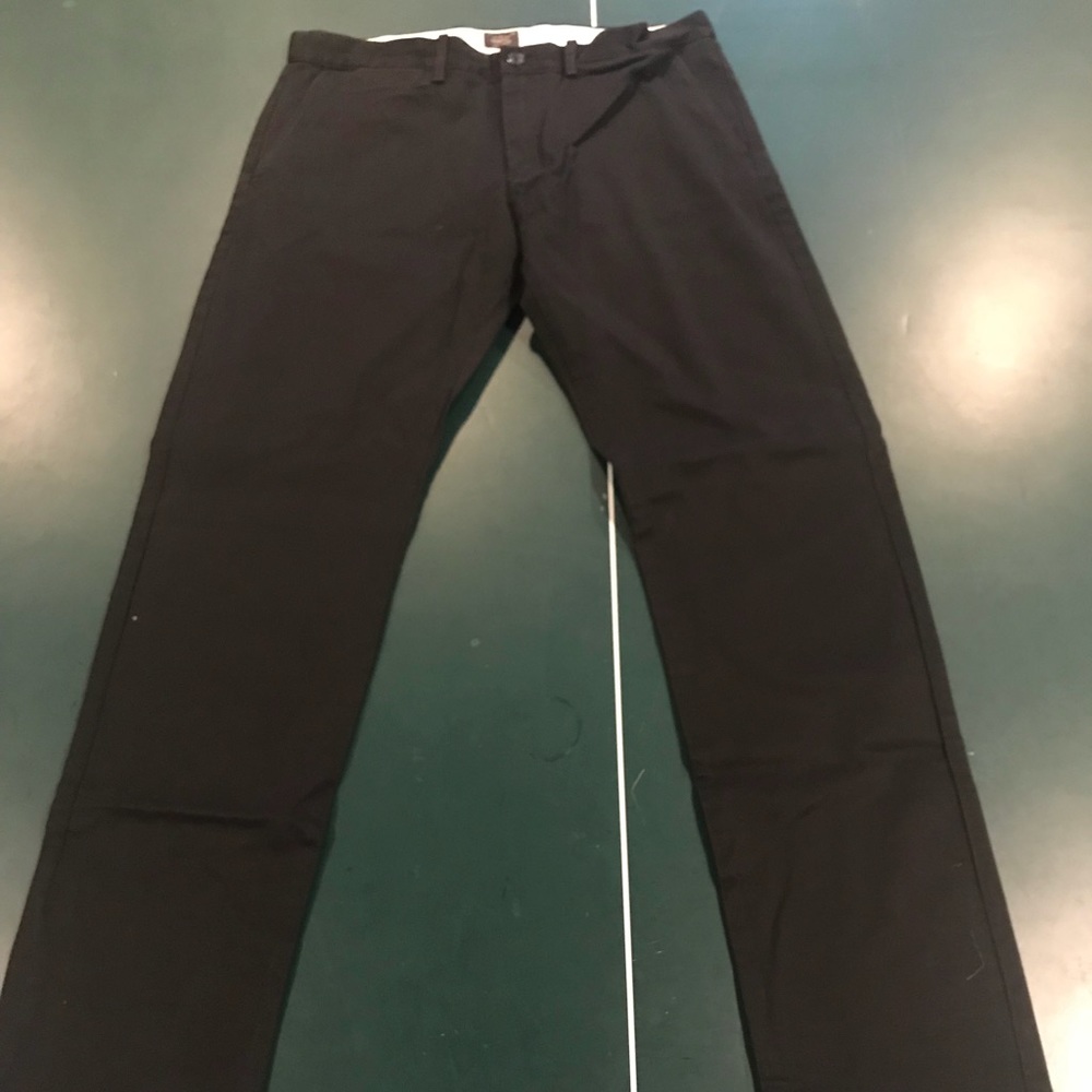 Unworn 484 stretch black J crew Men’s chinos